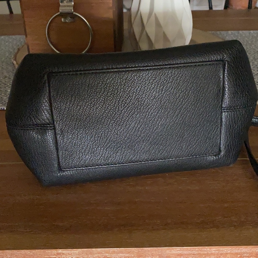 Kate Spade cross body purse - Picture 5 of 14